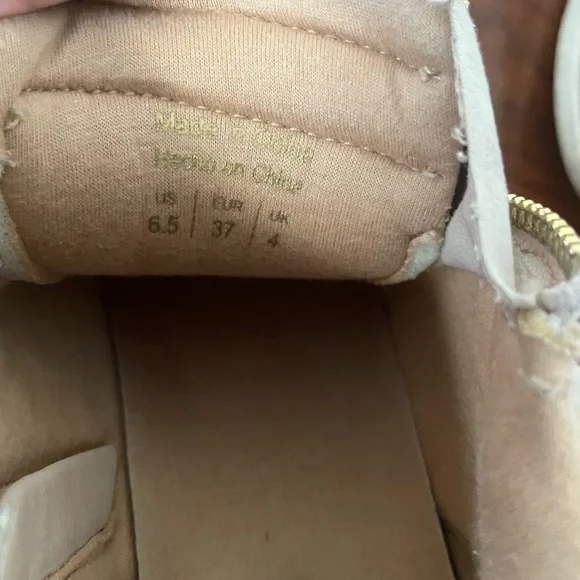 Barely used Aldo sneakers. - Picture 5 of 5